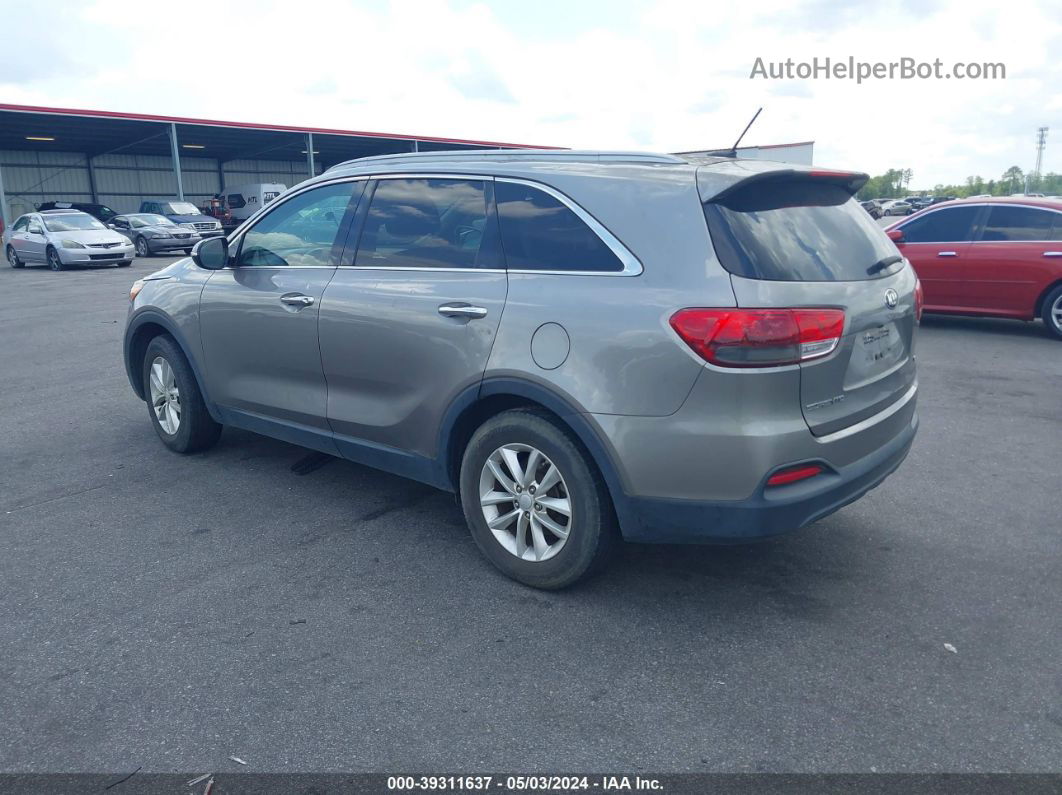 2017 Kia Sorento 3.3l Lx Серый vin: 5XYPG4A53HG189079