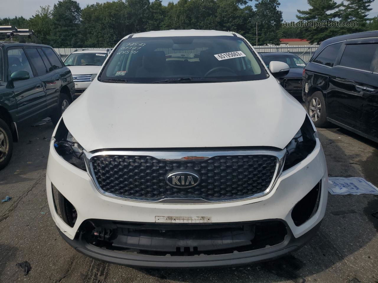 2017 Kia Sorento Lx White vin: 5XYPG4A53HG232027