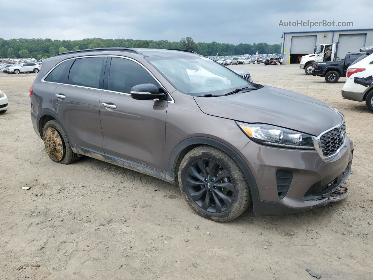 2020 Kia Sorento S Brown vin: 5XYPG4A53LG640715