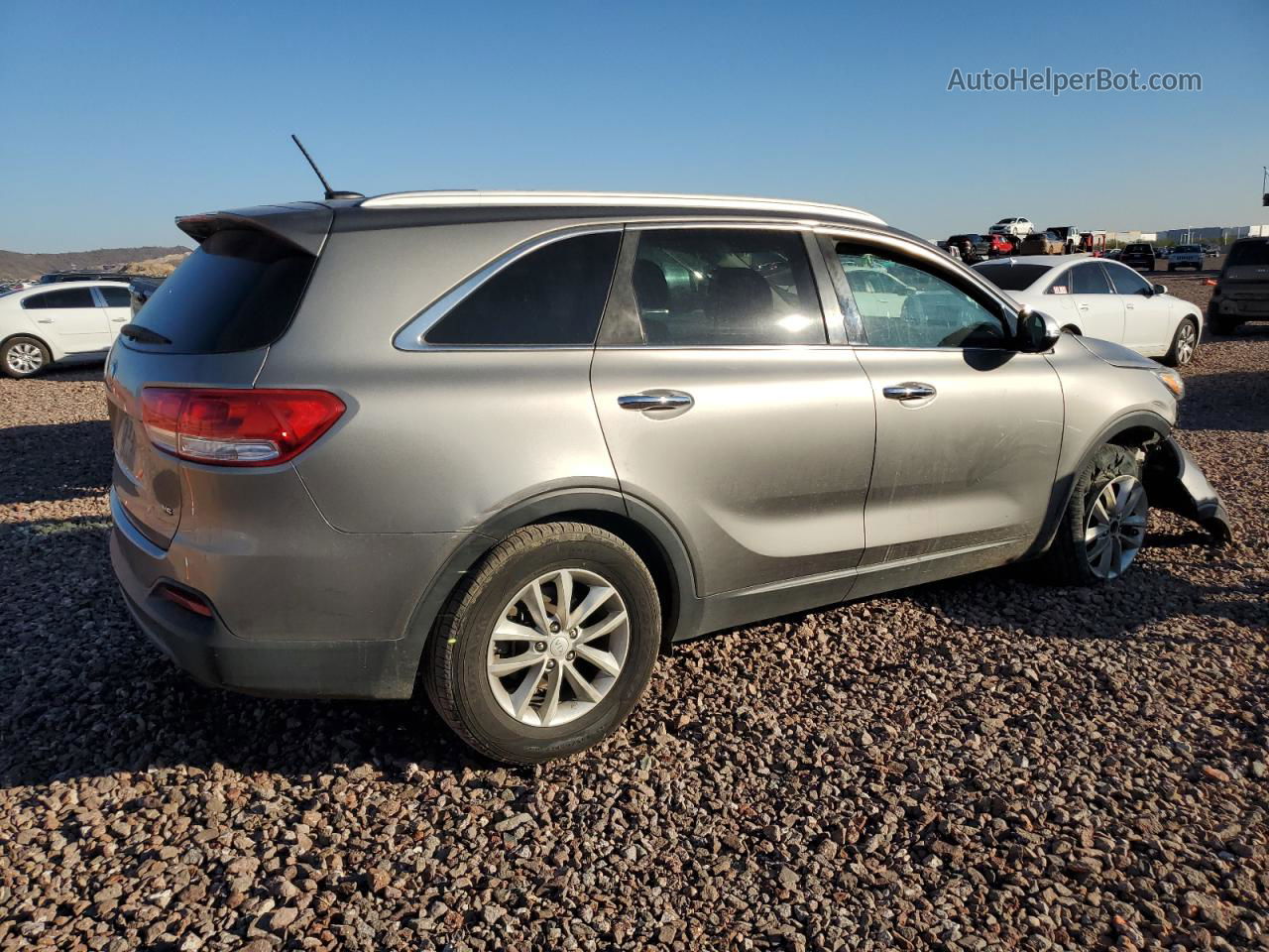 2017 Kia Sorento Lx Серый vin: 5XYPG4A54HG249709