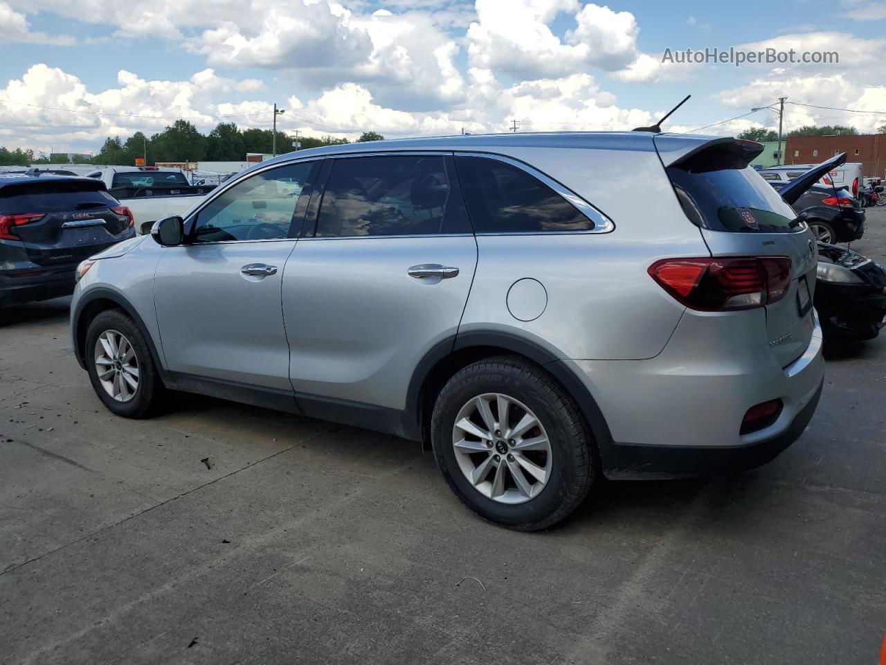 2020 Kia Sorento S Silver vin: 5XYPG4A58LG614661