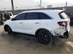 2018 Kia Sorento Lx White vin: 5XYPG4A5XJG369200