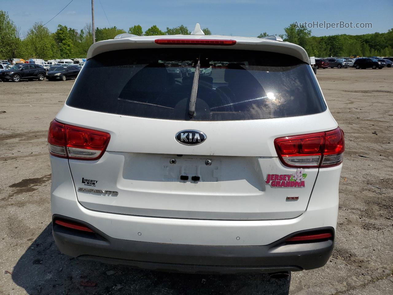 2017 Kia Sorento Lx Белый vin: 5XYPGDA30HG322671