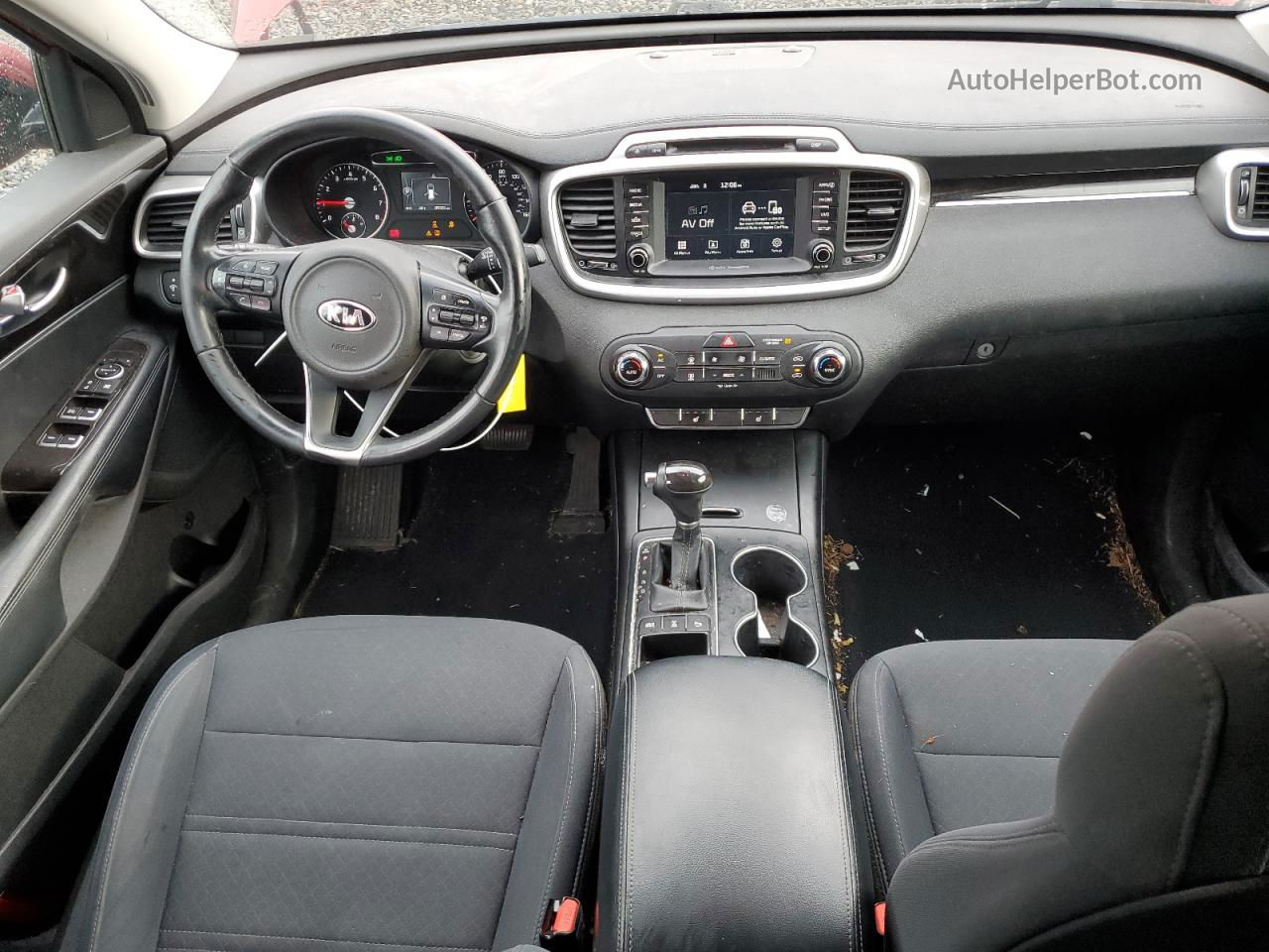 2018 Kia Sorento Lx Красный vin: 5XYPGDA30JG421593