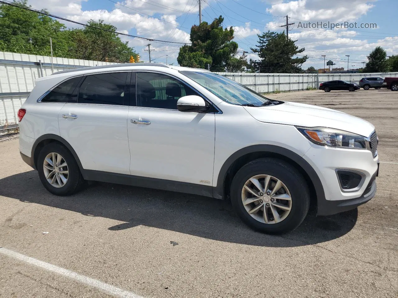 2017 Kia Sorento Lx Белый vin: 5XYPGDA31HG321366