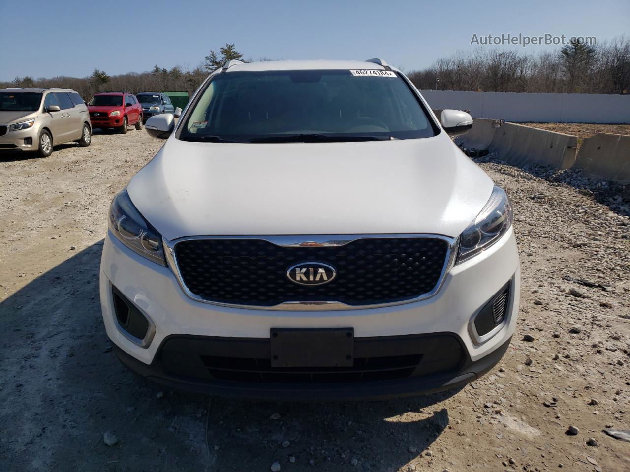 2018 Kia Sorento Lx White vin: 5XYPGDA31JG362263