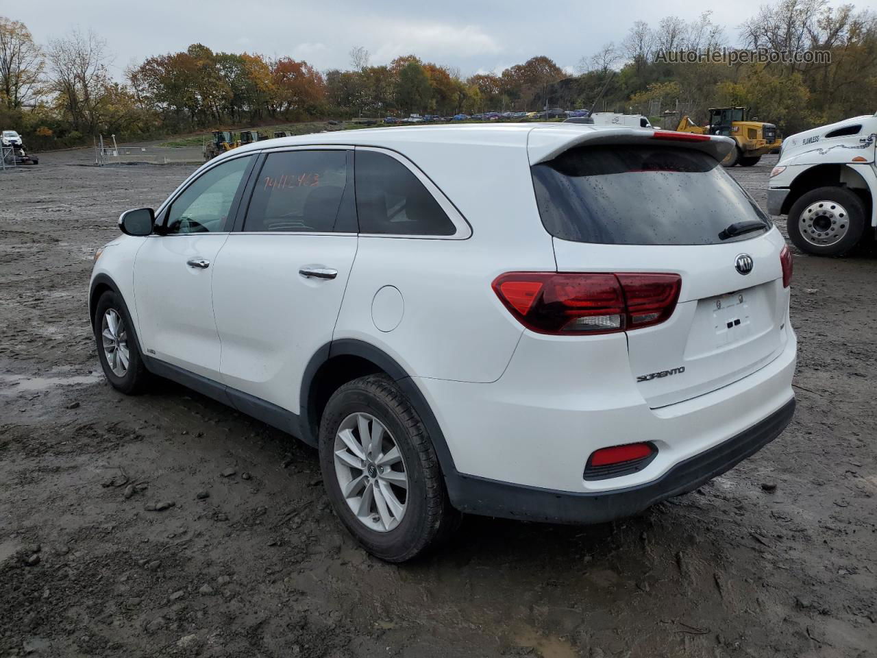 2020 Kia Sorento L White vin: 5XYPGDA34LG653505