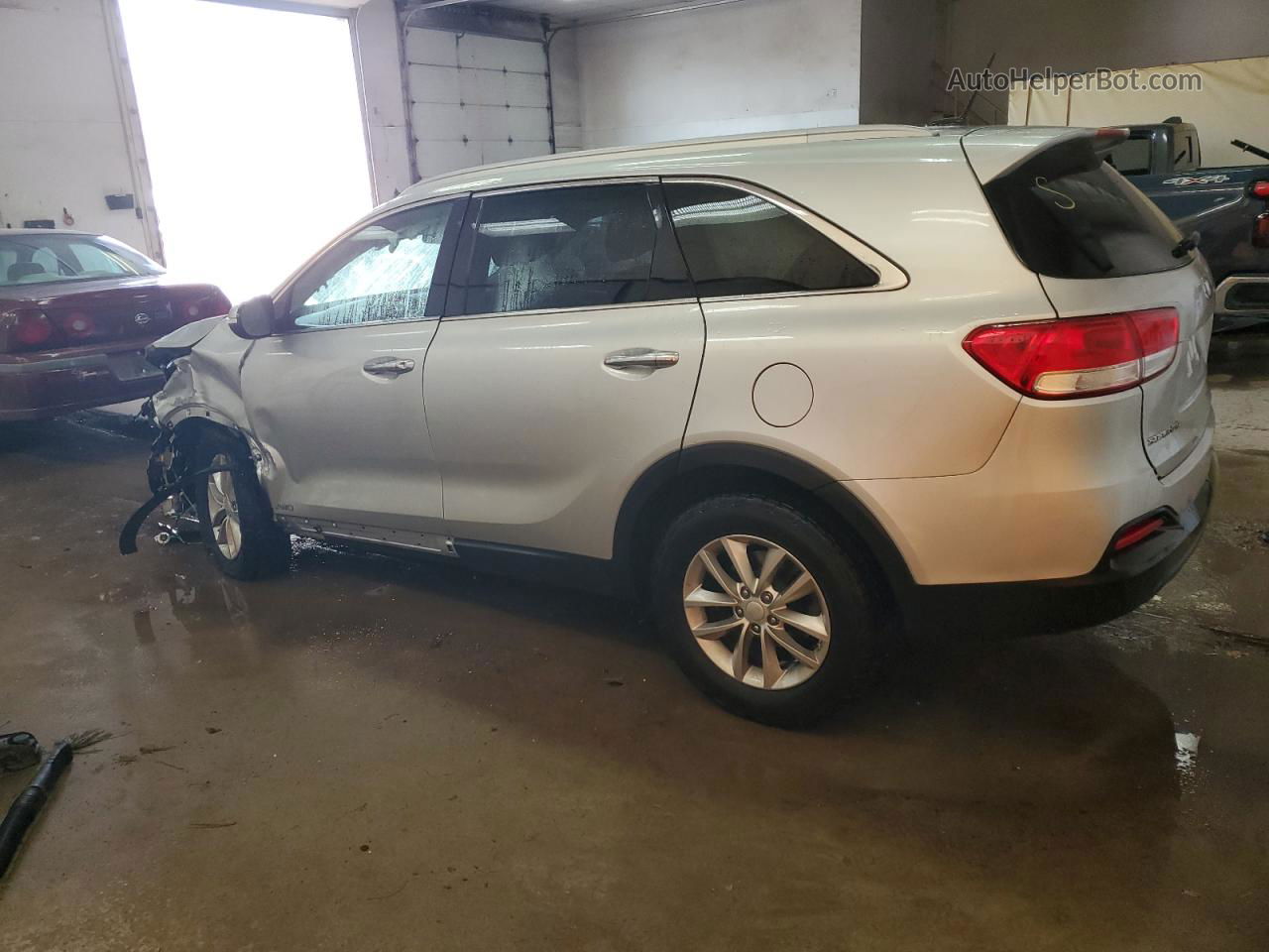 2017 Kia Sorento Lx Silver vin: 5XYPGDA35HG298657