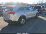 2018 Kia Sorento 2.4l Lx Silver vin: 5XYPGDA35JG368602