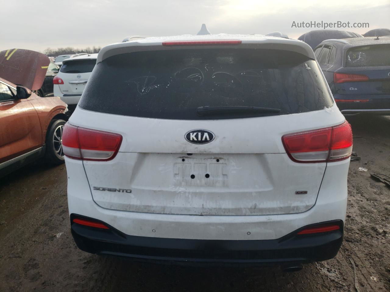 2018 Kia Sorento Lx White vin: 5XYPGDA35JG424361