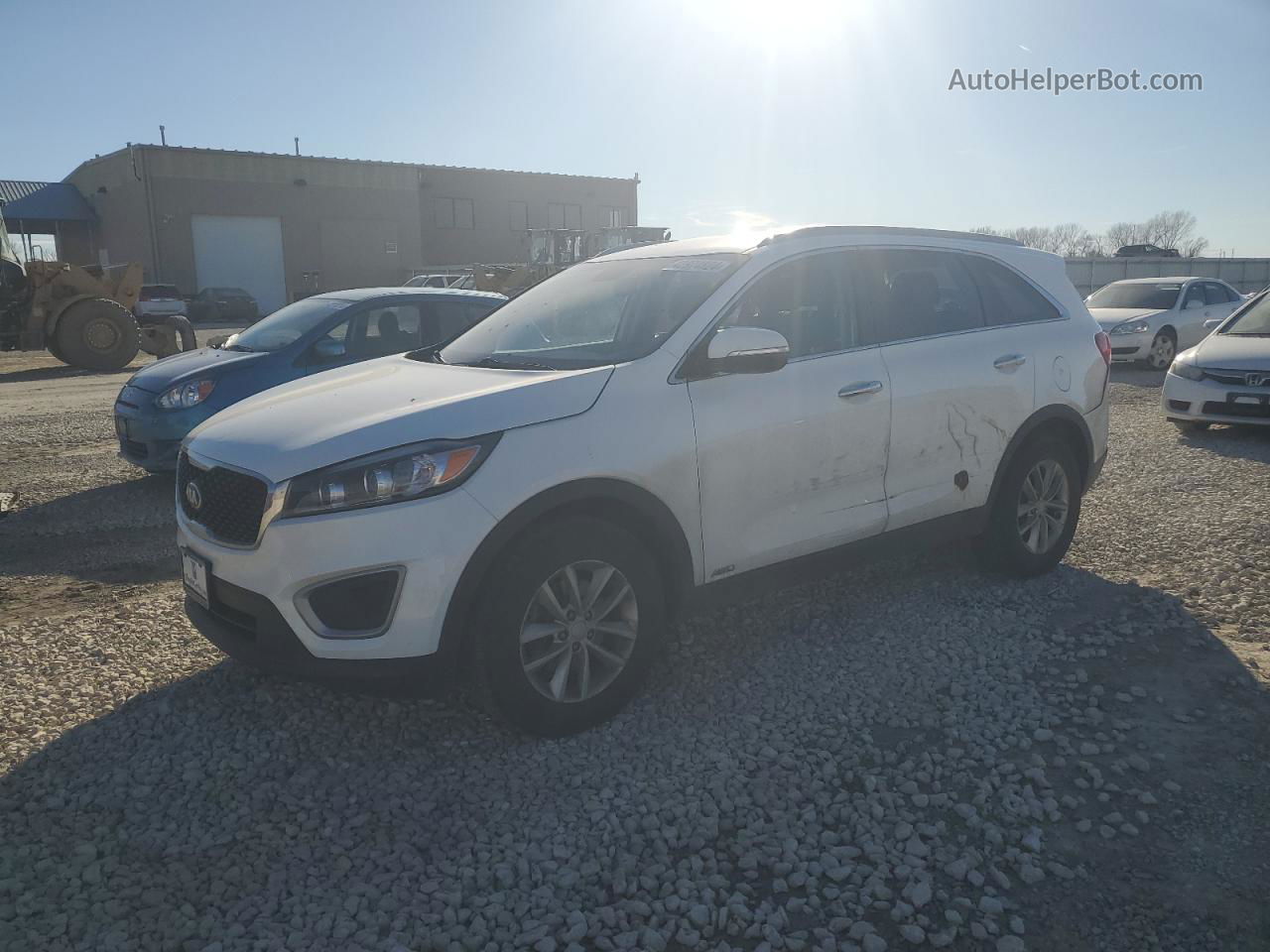 2018 Kia Sorento Lx White vin: 5XYPGDA37JG407299