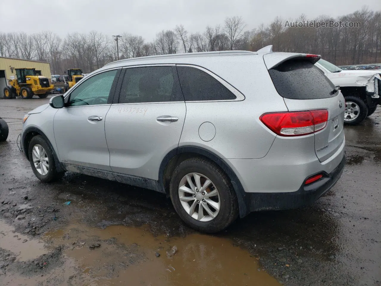 2017 Kia Sorento Lx Серебряный vin: 5XYPGDA38HG213763