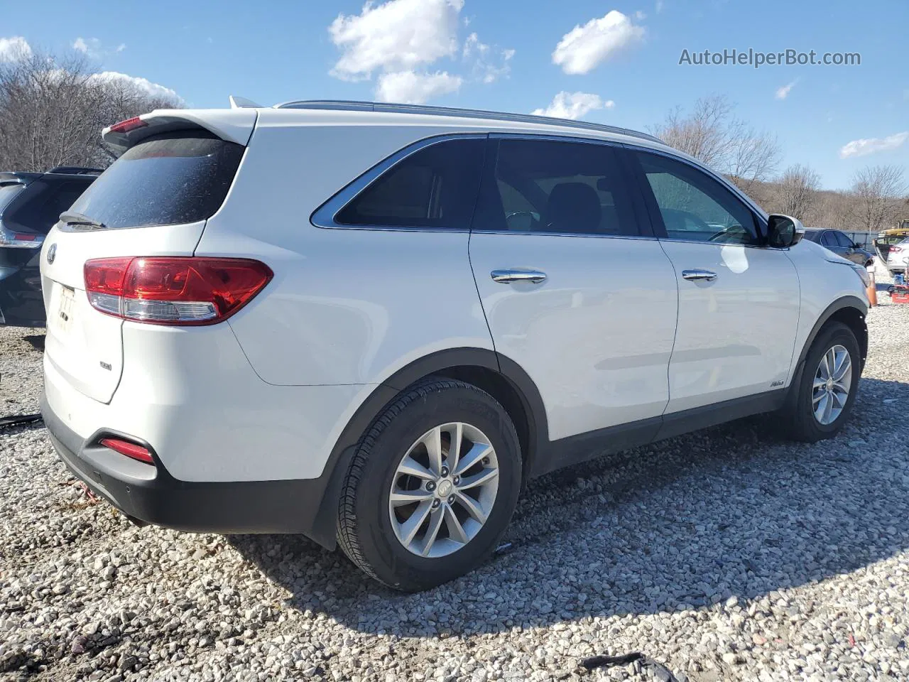 2017 Kia Sorento Lx White vin: 5XYPGDA38HG245323