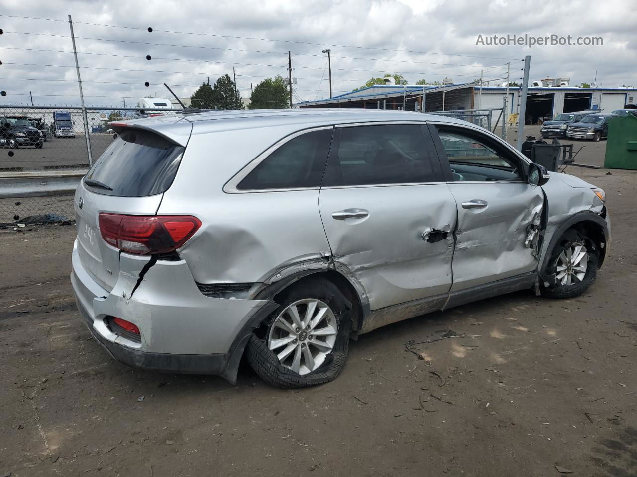 2020 Kia Sorento L Silver vin: 5XYPGDA38LG654379