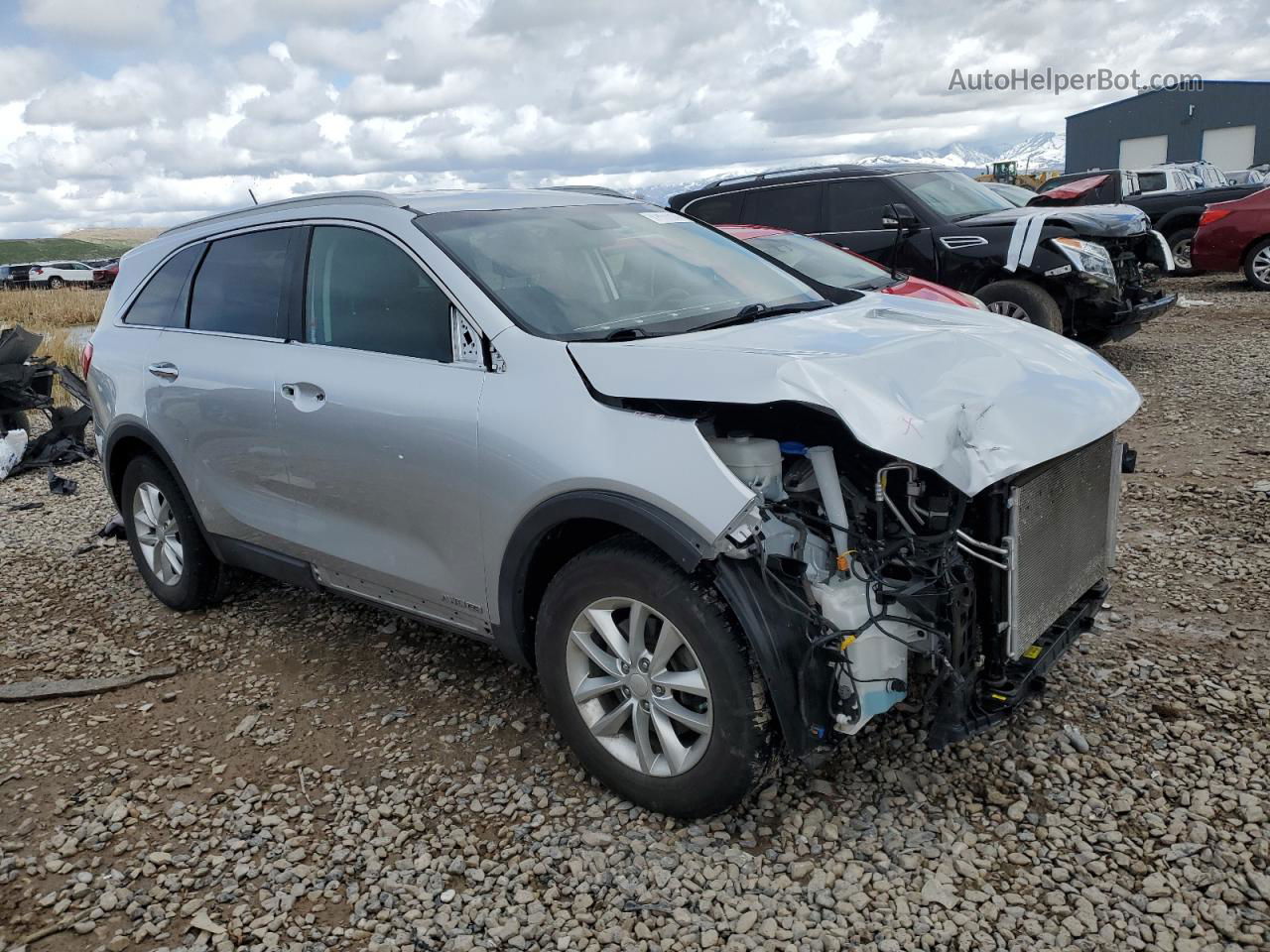 2018 Kia Sorento Lx Silver vin: 5XYPGDA50JG371697