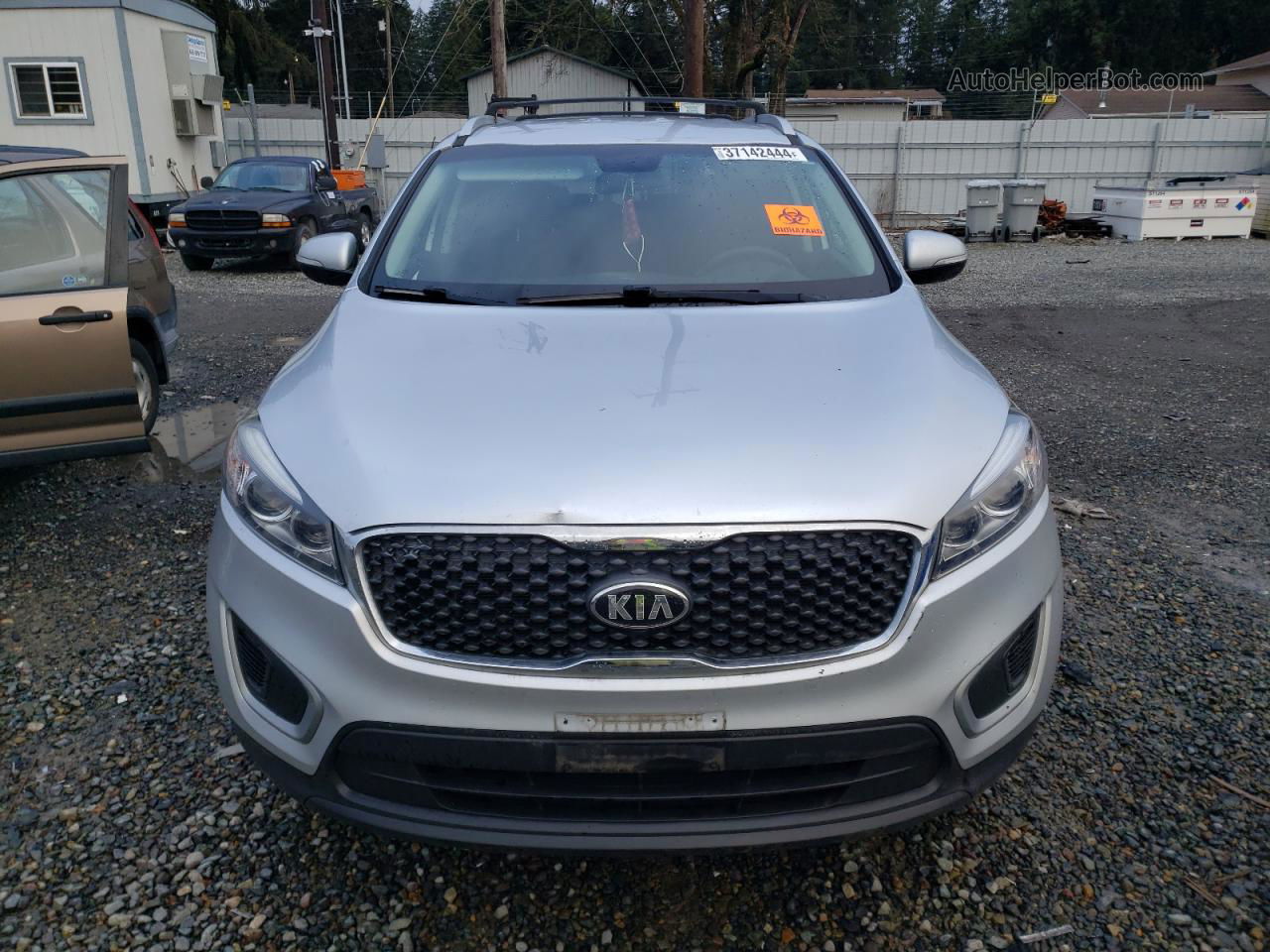 2018 Kia Sorento Lx Silver vin: 5XYPGDA50JG406450