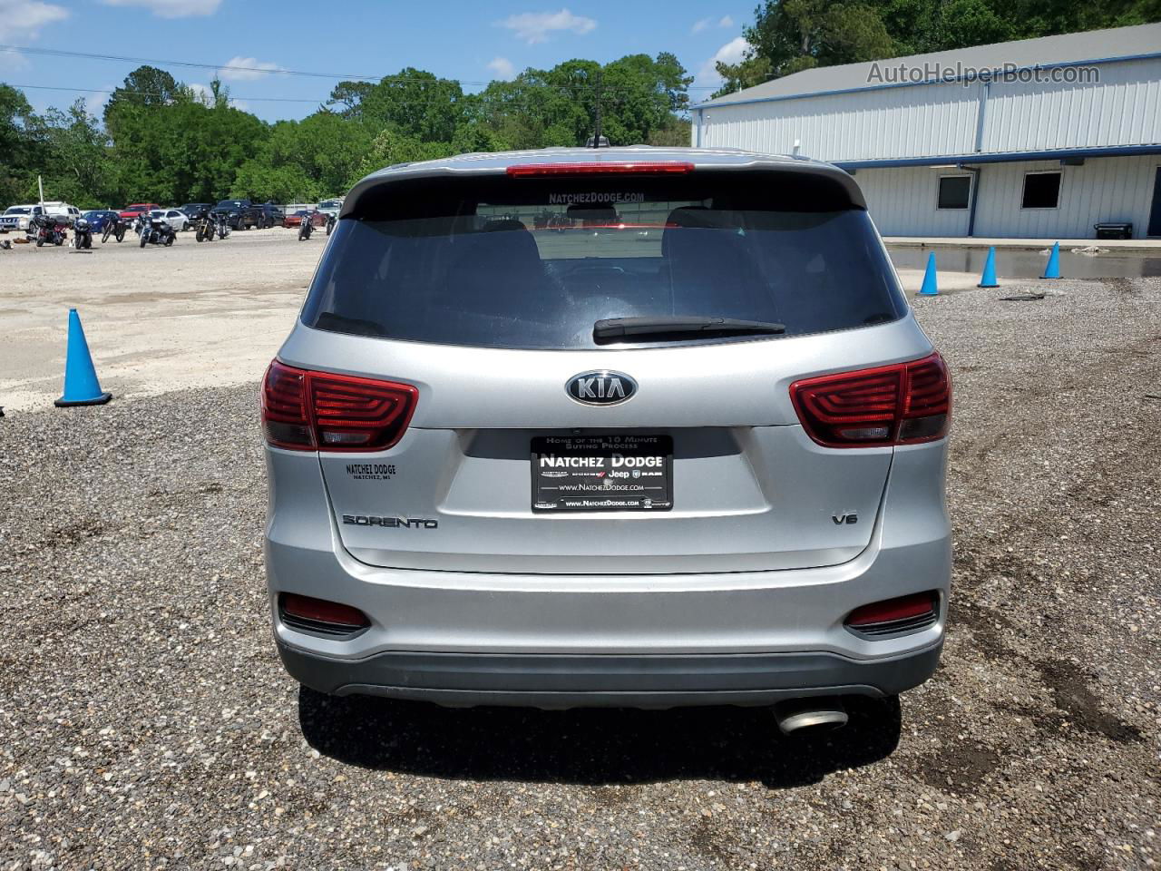 2020 Kia Sorento S Silver vin: 5XYPGDA50LG622401