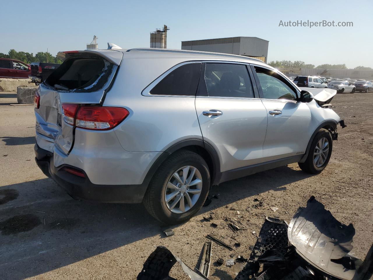 2017 Kia Sorento Lx Silver vin: 5XYPGDA52HG323094