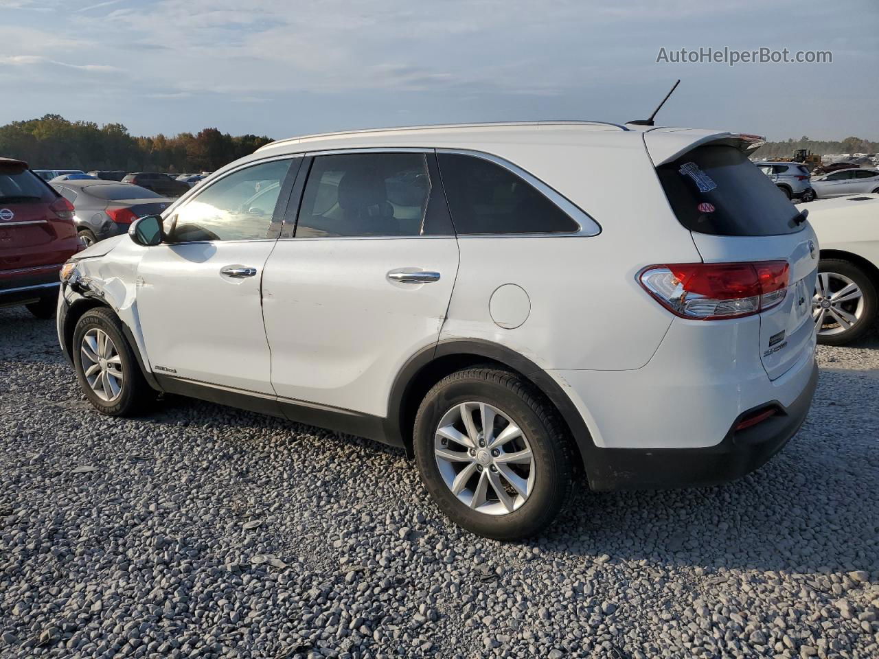 2018 Kia Sorento Lx White vin: 5XYPGDA52JG338734