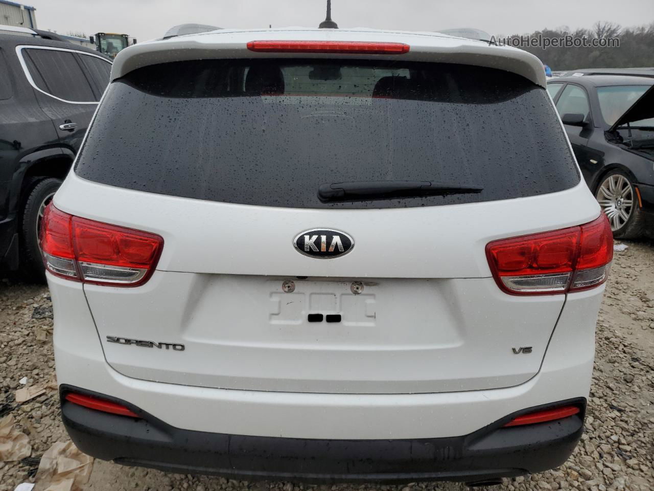 2018 Kia Sorento Lx White vin: 5XYPGDA54JG368673