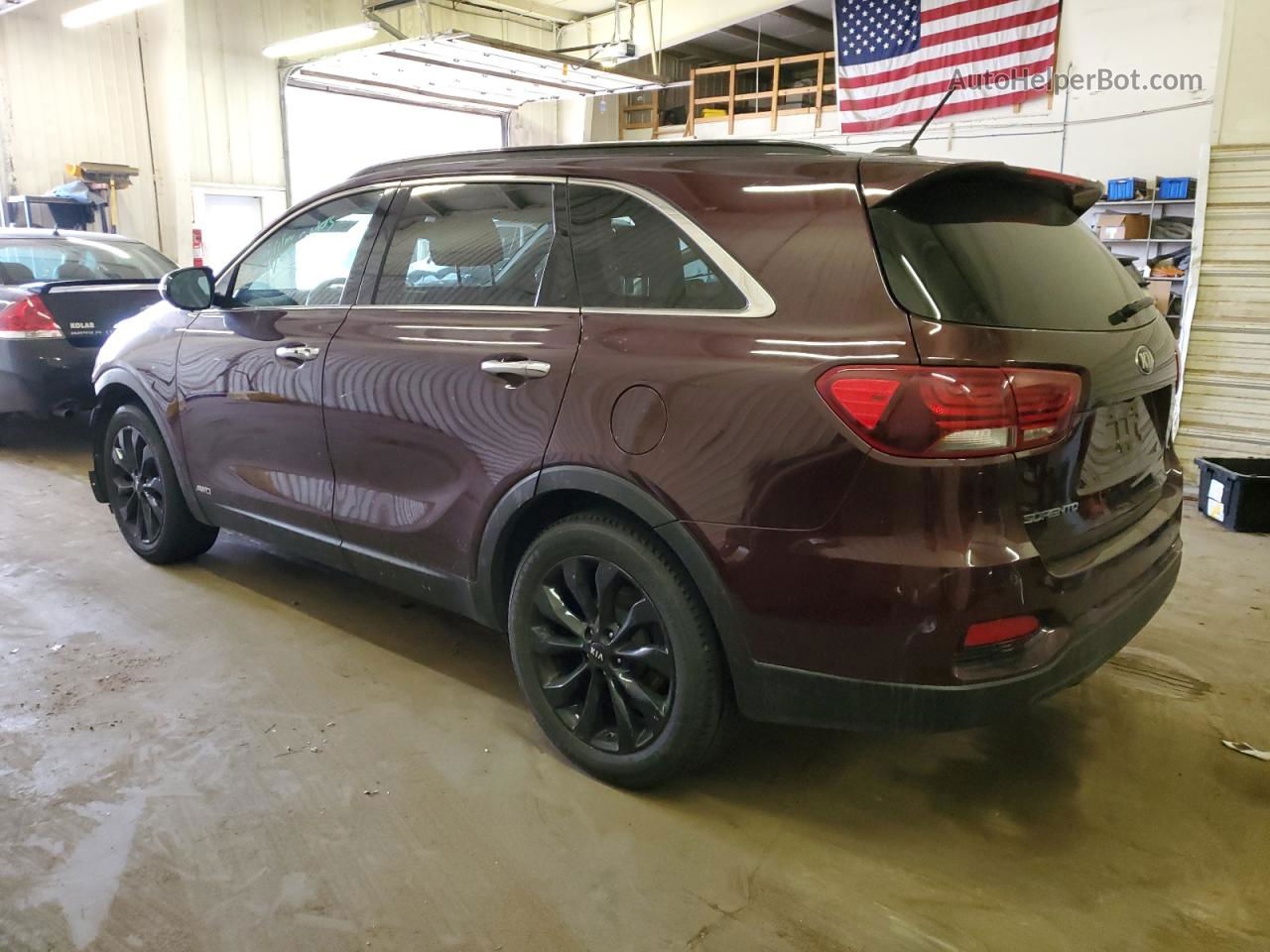 2020 Kia Sorento S Maroon vin: 5XYPGDA55LG697398