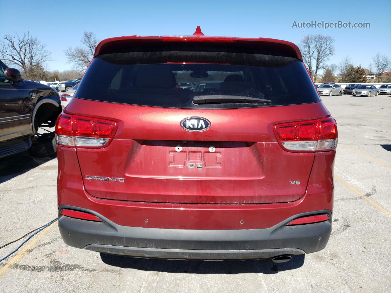 2018 Kia Sorento Lx Burgundy vin: 5XYPGDA56JG400149