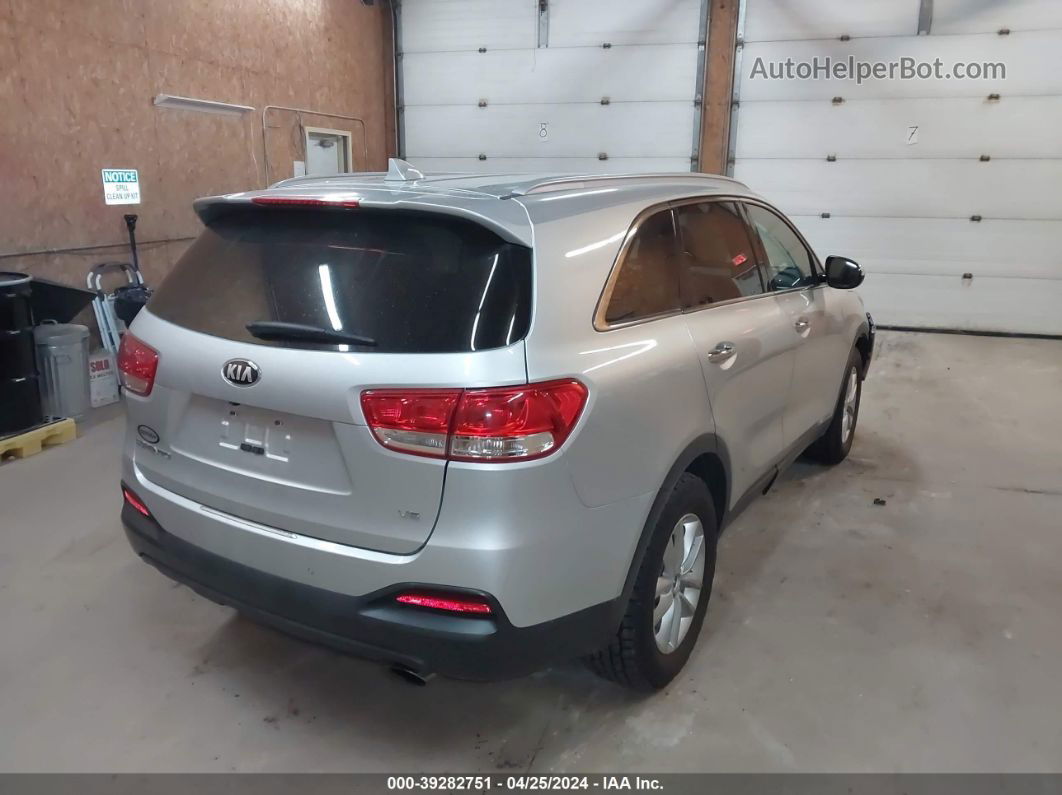 2018 Kia Sorento 3.3l Lx Серебряный vin: 5XYPGDA57JG368005