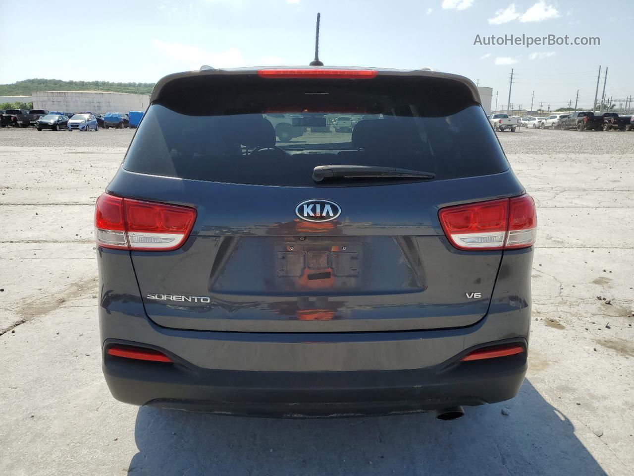 2018 Kia Sorento Lx Charcoal vin: 5XYPGDA58JG406471