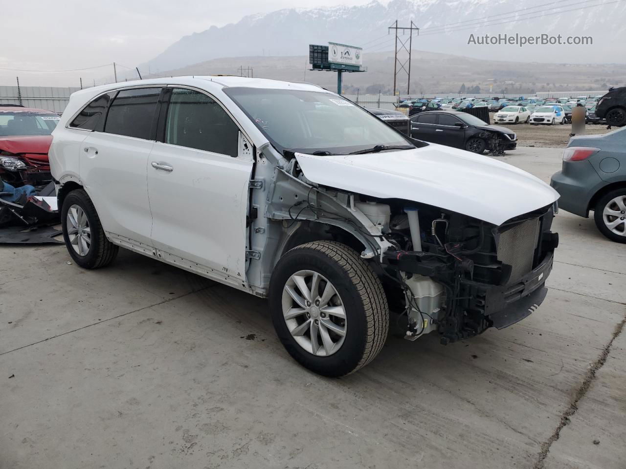 2018 Kia Sorento Lx White vin: 5XYPGDA58JG409029