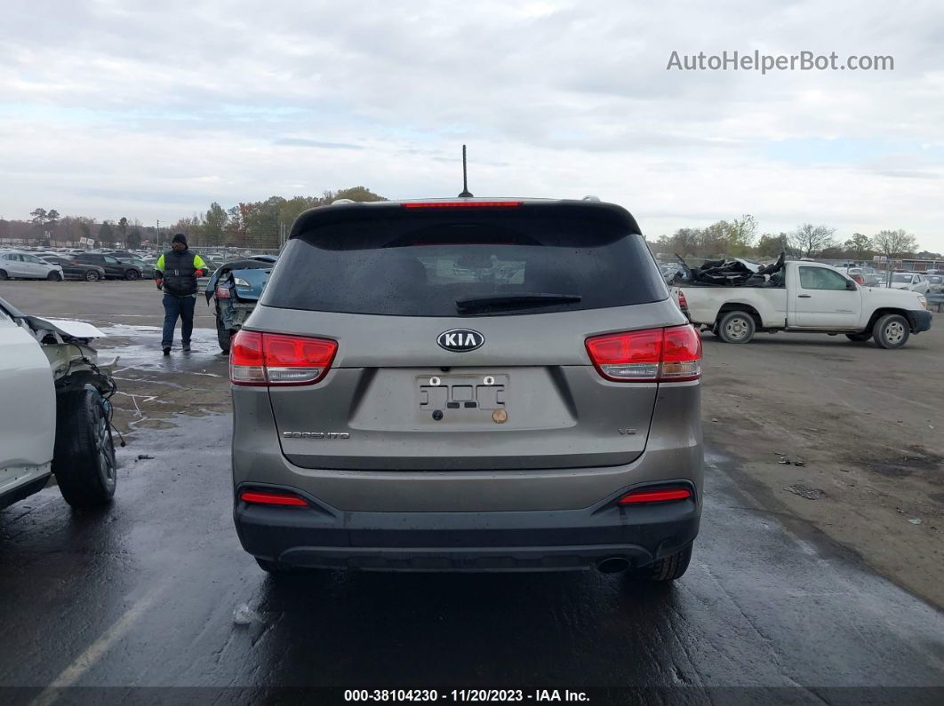 2017 Kia Sorento 3.3l Lx Серебряный vin: 5XYPGDA5XHG330620