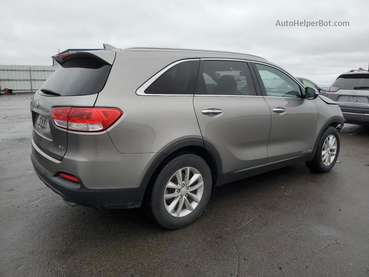 2018 Kia Sorento Lx Gray vin: 5XYPGDA5XJG369259