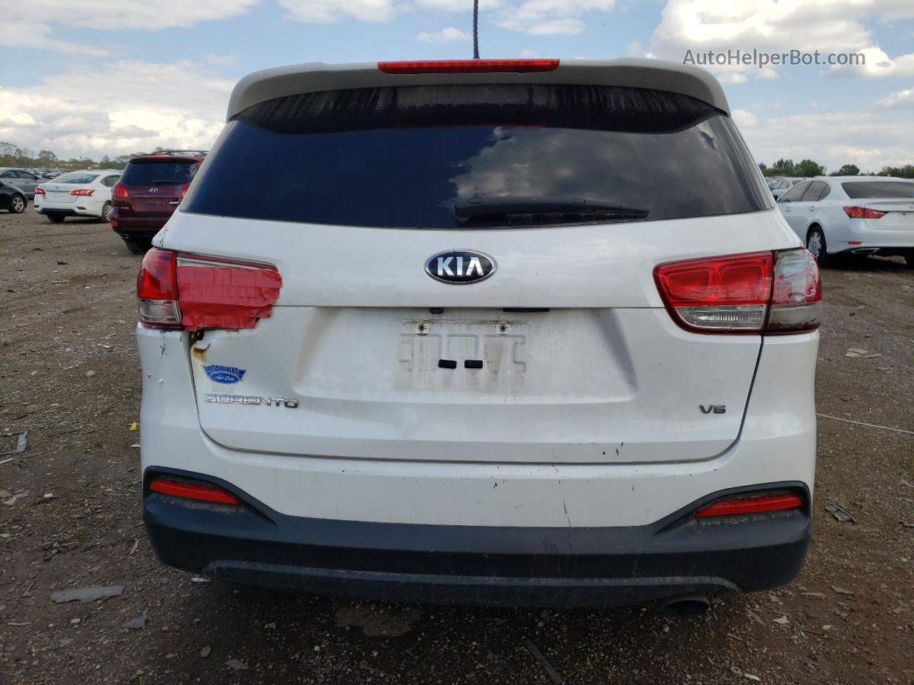 2018 Kia Sorento Lx Белый vin: 5XYPGDA5XJG421442