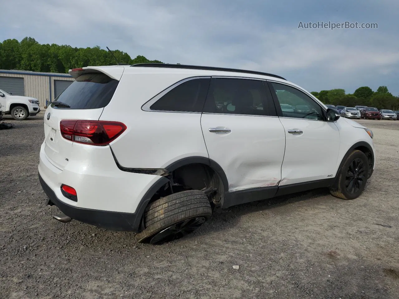 2020 Kia Sorento S White vin: 5XYPGDA5XLG658225