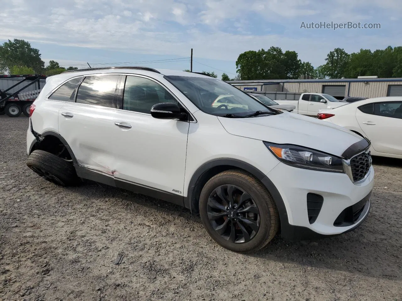 2020 Kia Sorento S White vin: 5XYPGDA5XLG658225