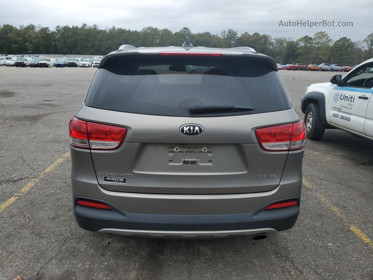 2018 Kia Sorento Ex Серый vin: 5XYPH4A58JG410064