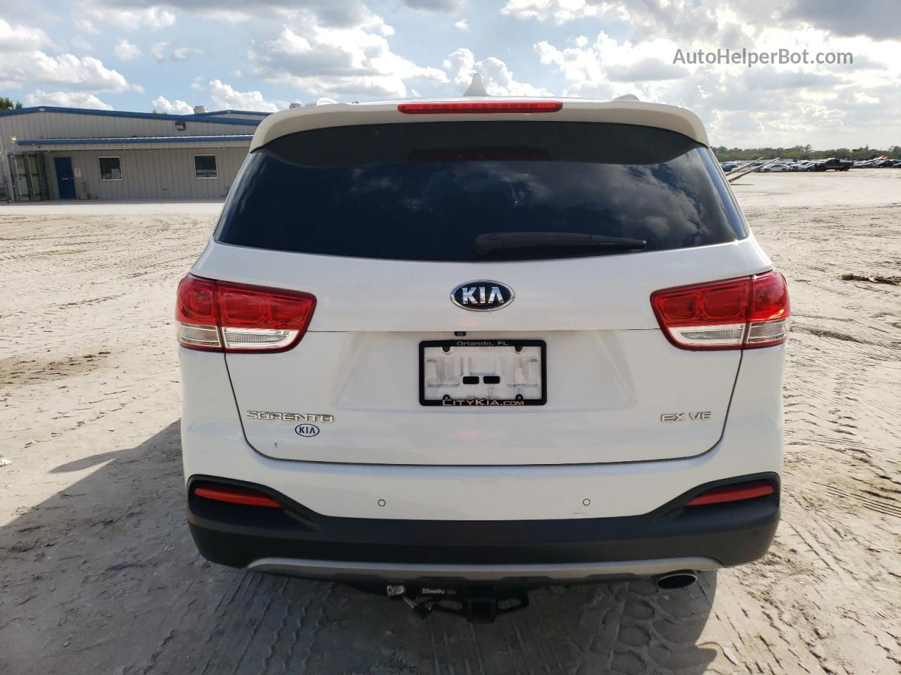 2018 Kia Sorento Ex White vin: 5XYPH4A5XJG381263