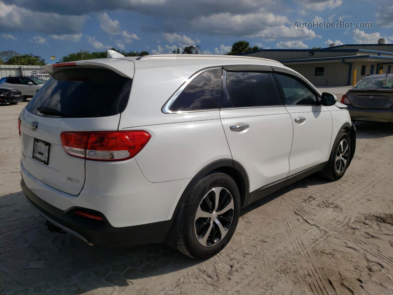 2018 Kia Sorento Ex White vin: 5XYPH4A5XJG381263