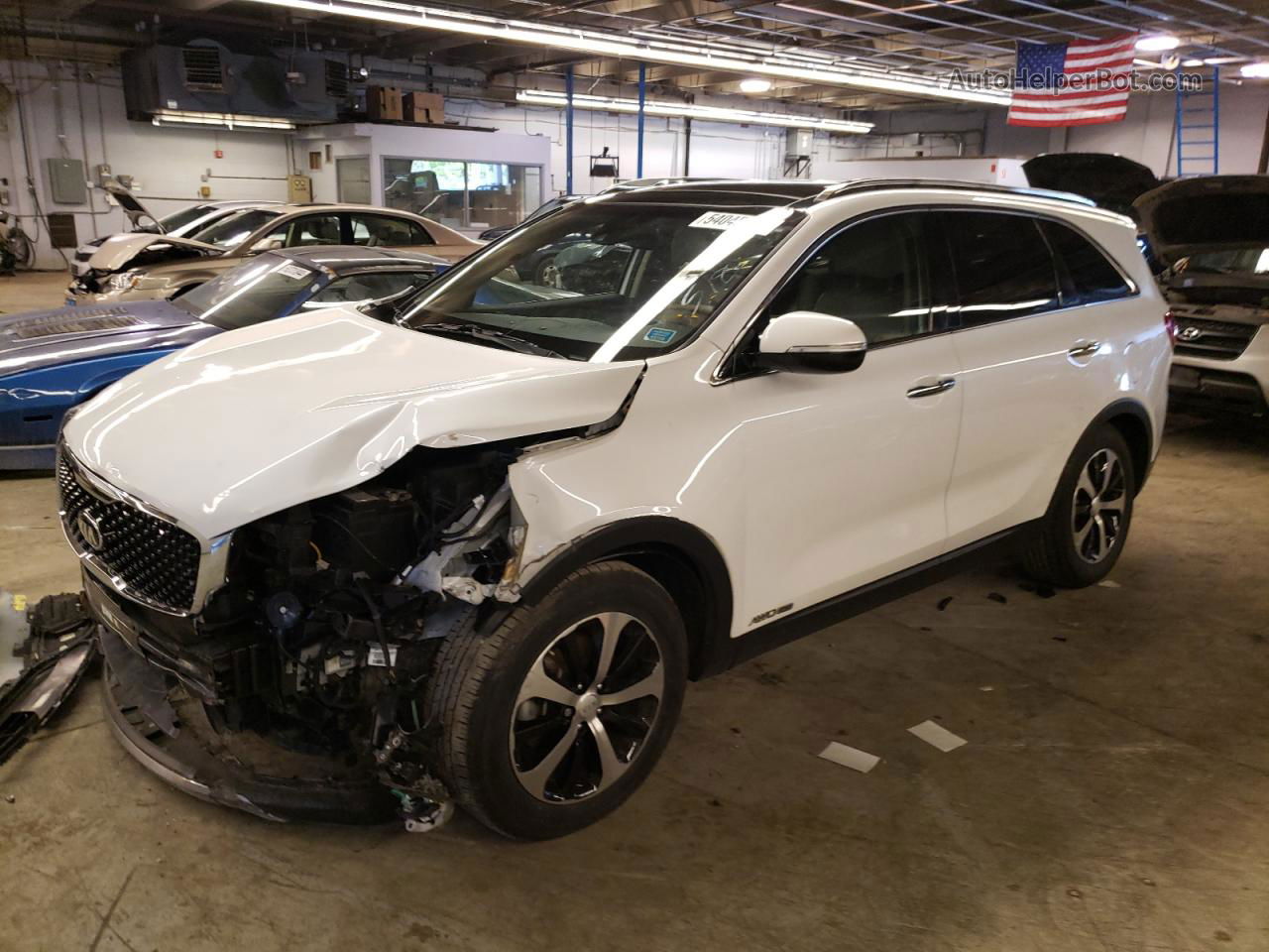 2018 Kia Sorento Ex White vin: 5XYPHDA54JG430974