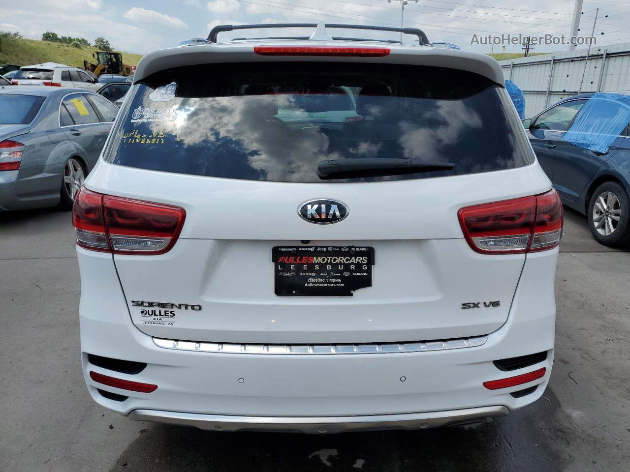 2018 Kia Sorento Sx White vin: 5XYPKDA59JG384706