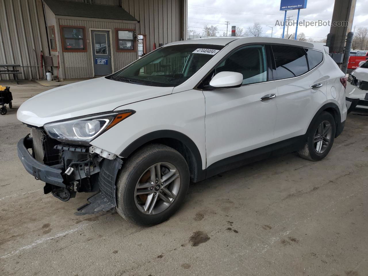 2018 Hyundai Santa Fe Sport  White vin: 5XYZT3LB1JG566743