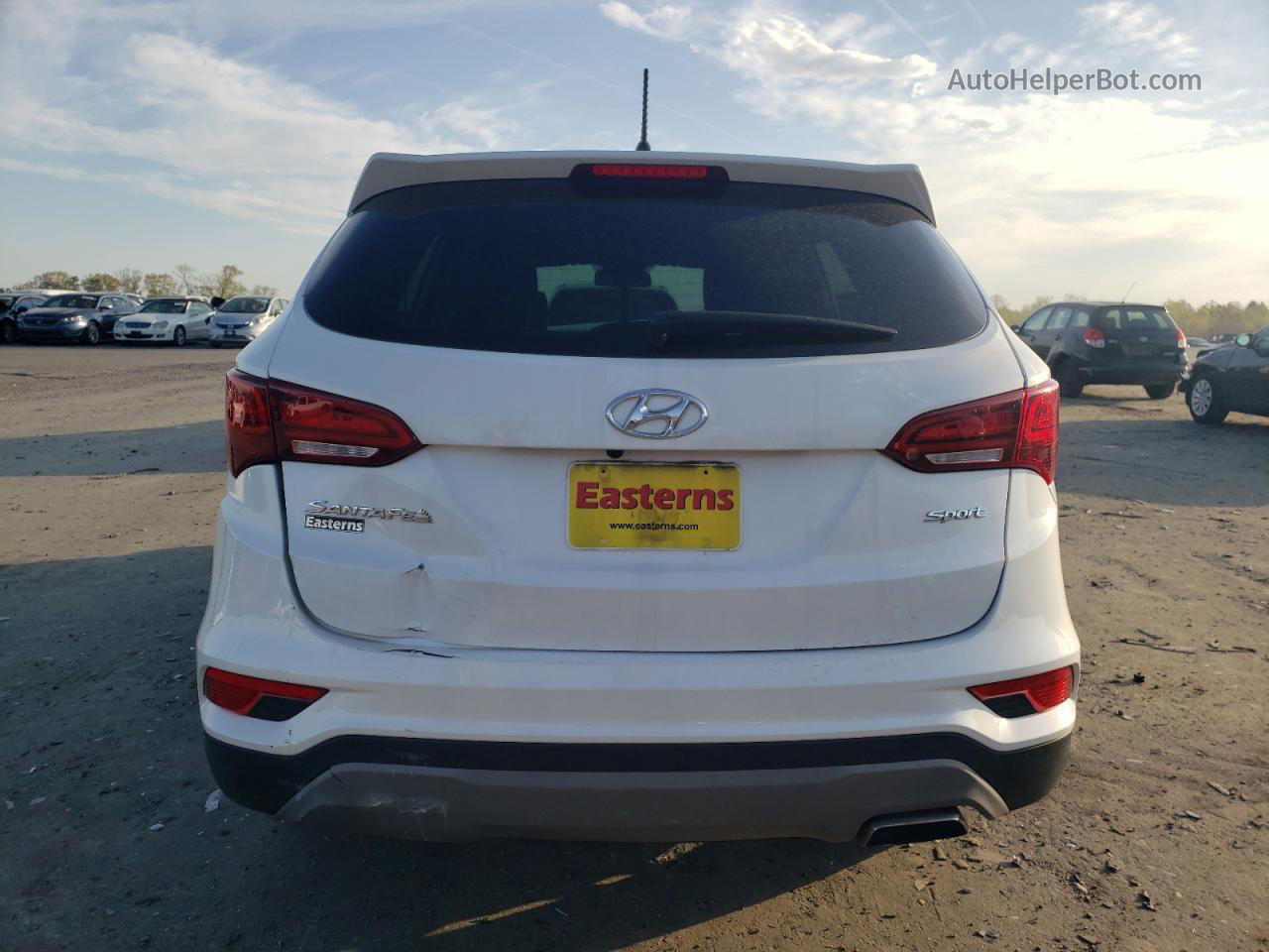 2018 Hyundai Santa Fe Sport  White vin: 5XYZT3LB2JG573412