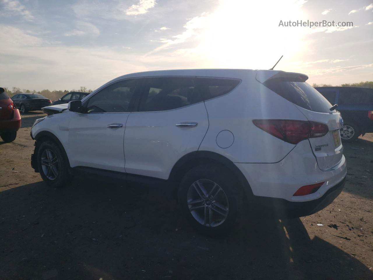 2018 Hyundai Santa Fe Sport  White vin: 5XYZT3LB2JG573412