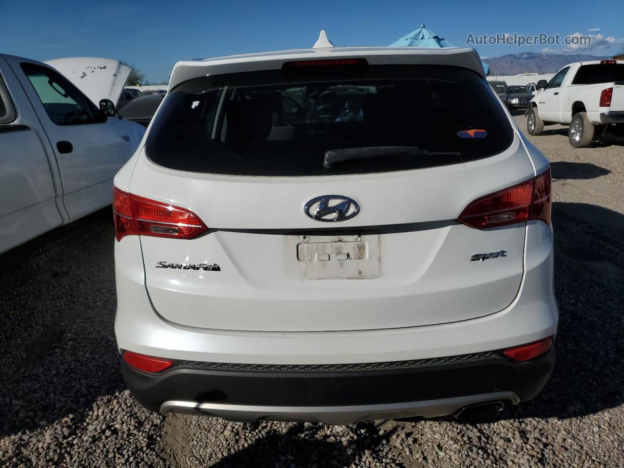 2014 Hyundai Santa Fe Sport  White vin: 5XYZT3LB4EG203374