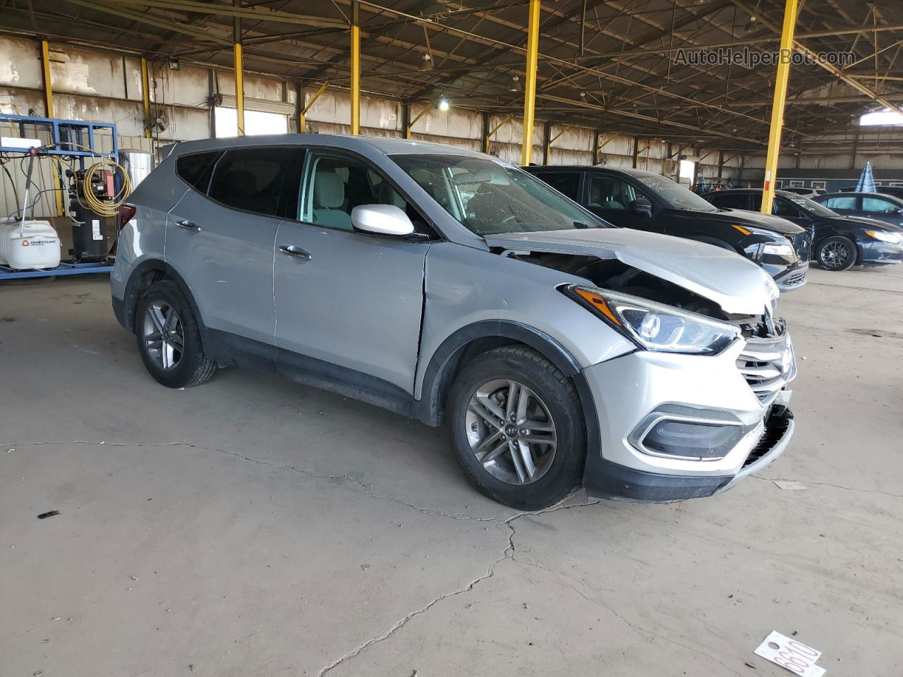 2018 Hyundai Santa Fe Sport  Silver vin: 5XYZT3LB4JG550973