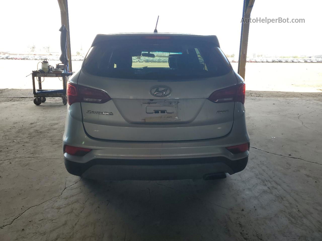 2018 Hyundai Santa Fe Sport  Silver vin: 5XYZT3LB4JG550973