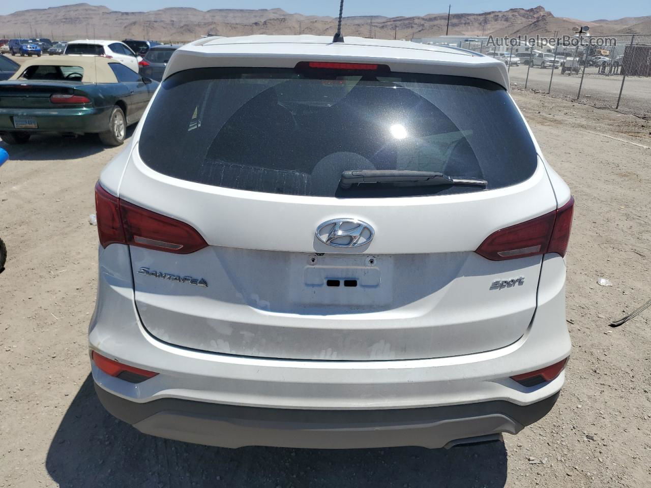 2018 Hyundai Santa Fe Sport  White vin: 5XYZT3LB5JG565823