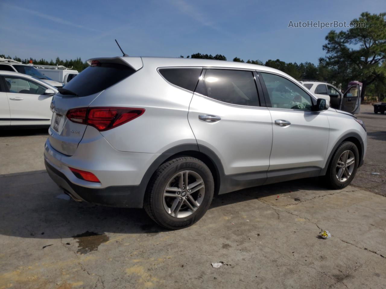 2018 Hyundai Santa Fe Sport  Серебряный vin: 5XYZT3LB5JG566227