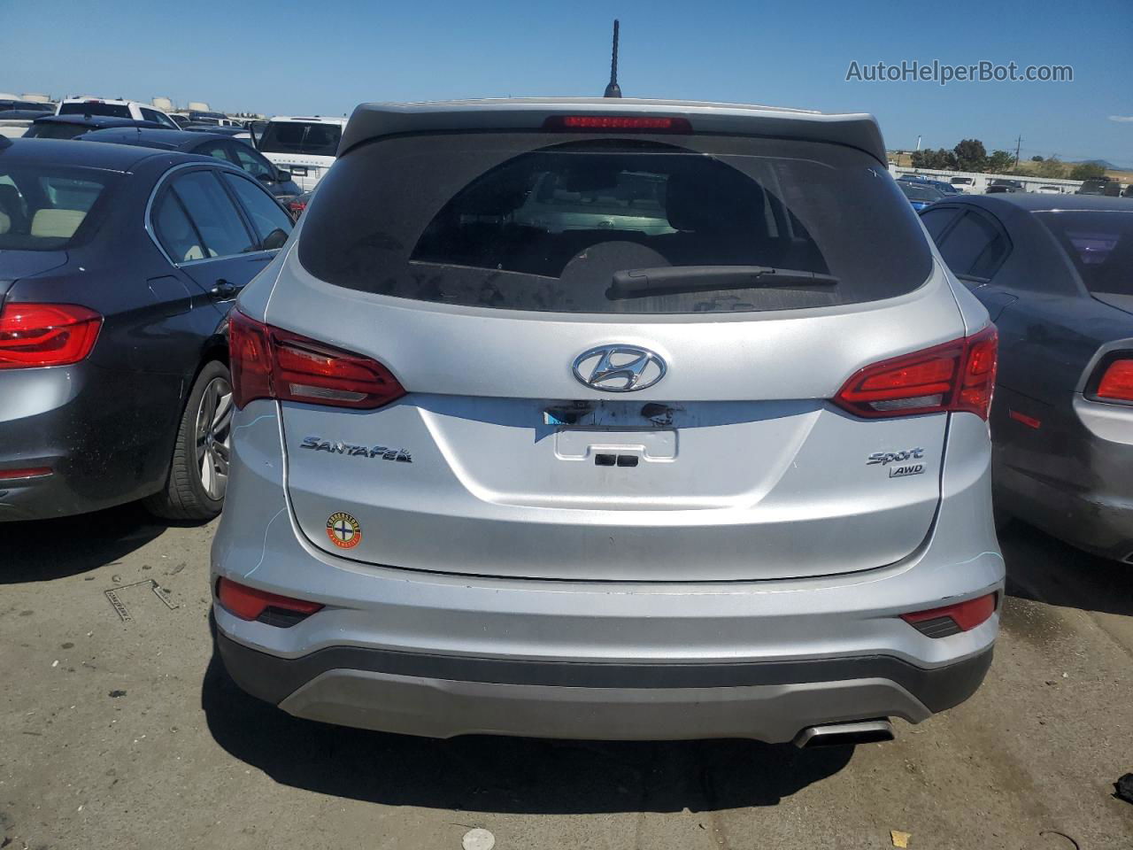 2018 Hyundai Santa Fe Sport  Silver vin: 5XYZTDLB2JG525107