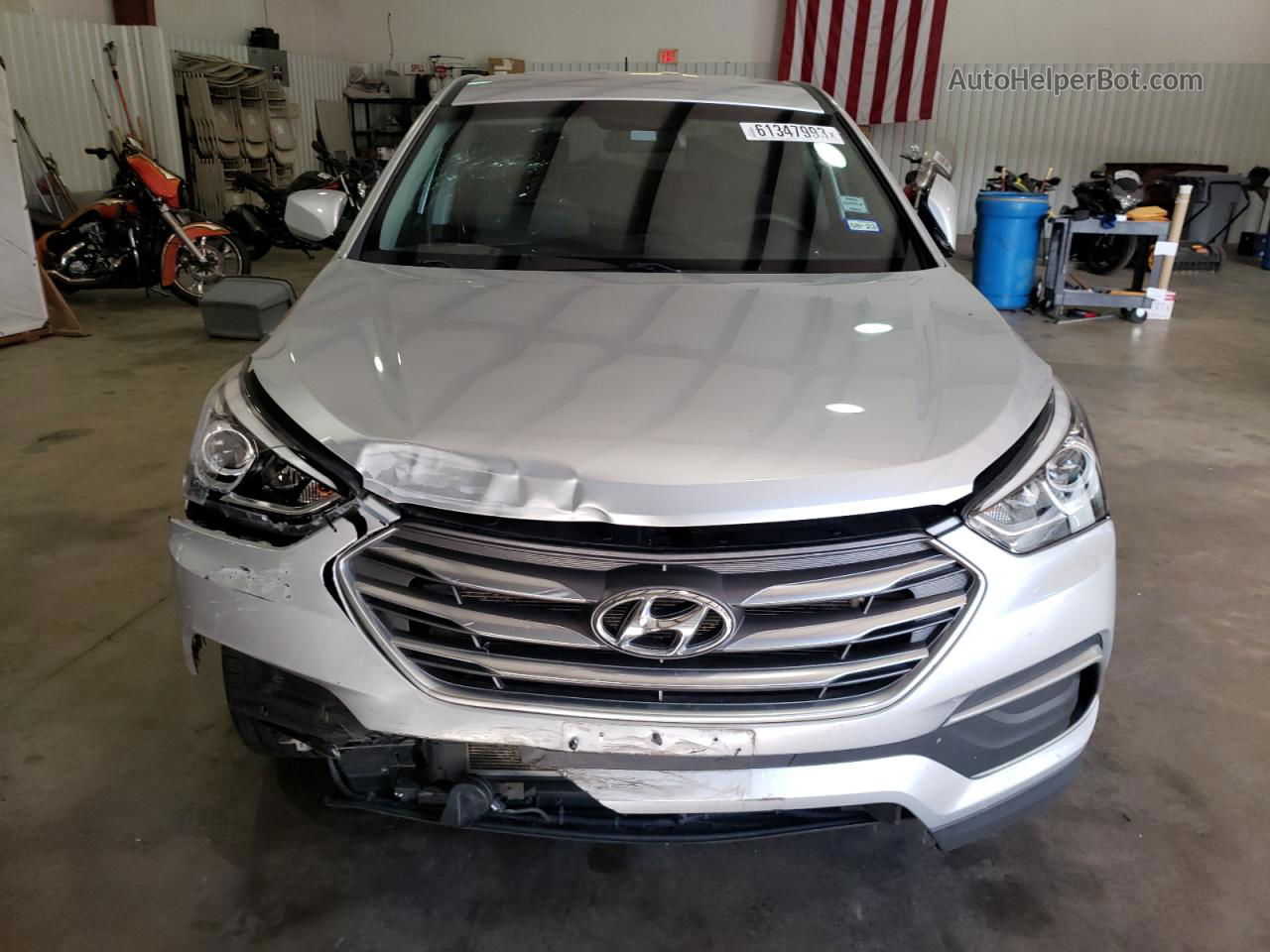 2018 Hyundai Santa Fe Sport  Silver vin: 5XYZTDLB2JG543218