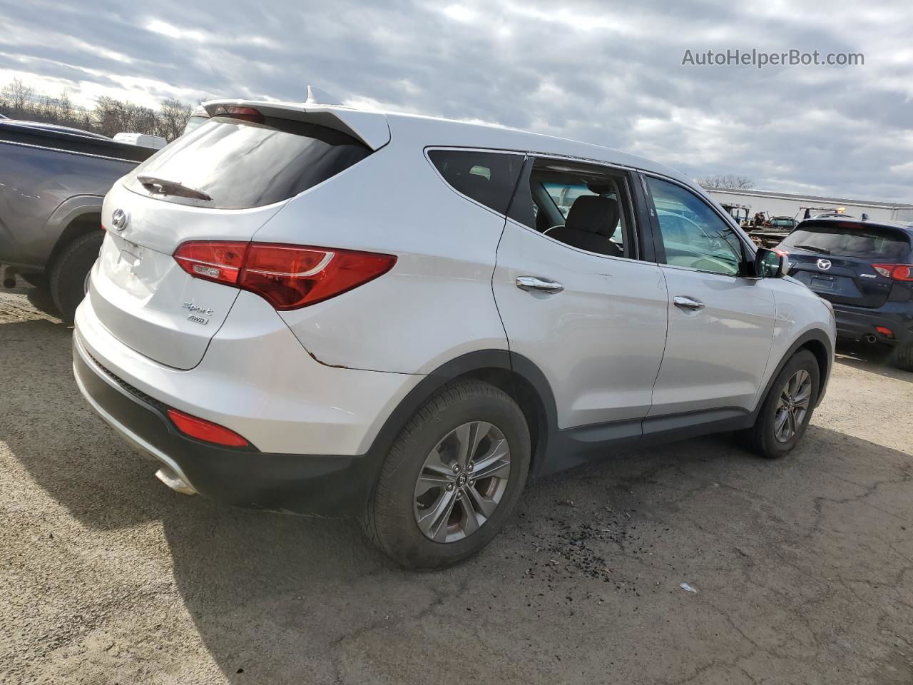 2014 Hyundai Santa Fe Sport  Silver vin: 5XYZTDLB4EG188901